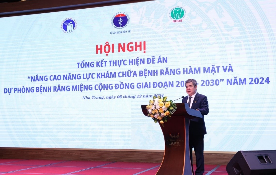 TS.BSCKII. Lê Trung Chánh, Giám đốc Bệnh viện Răng Hàm Mặt Trung ương TP. HCM, Phó Chủ tịch thứ I hội RHM Việt Nam, Phó Trưởng ban Ban chỉ đạo Quốc gia Đề án 5628;